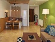 一抹灵动的绿 110平现代简约三居